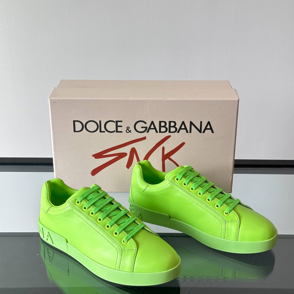 DG White sneakers