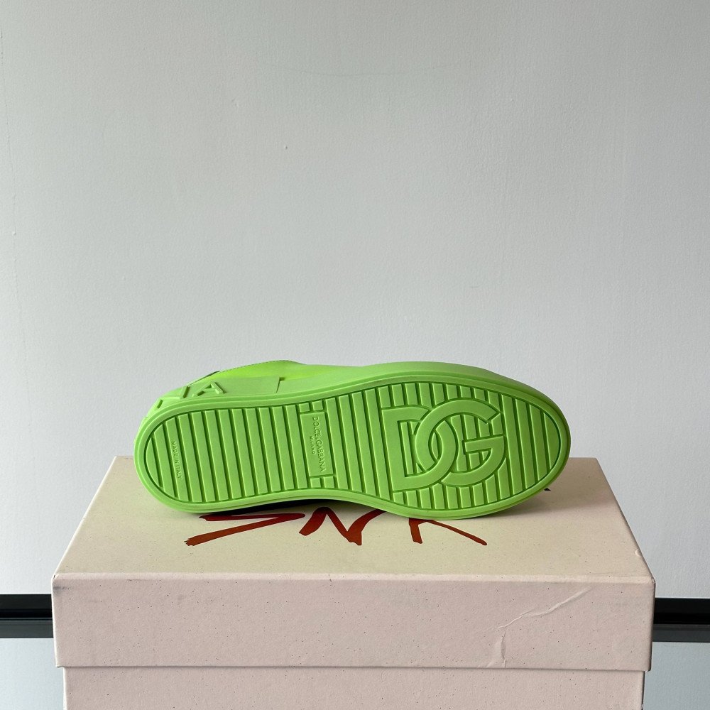 DG White sneakers