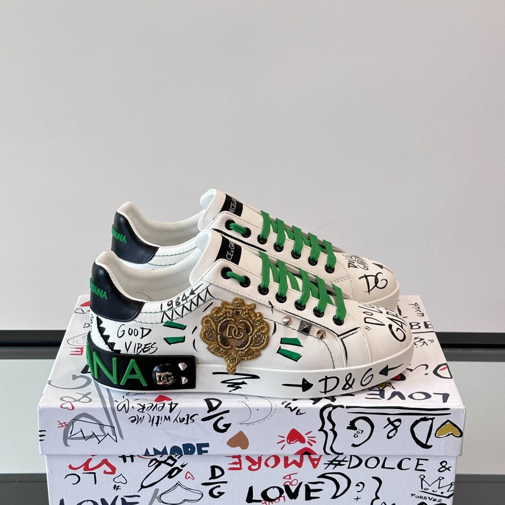 DG White sneakers