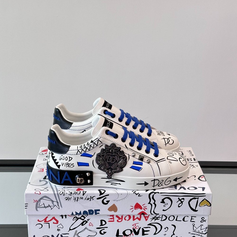 DG White sneakers