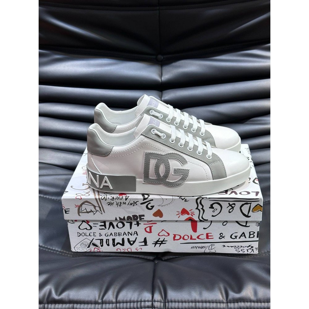 DG White sneakers