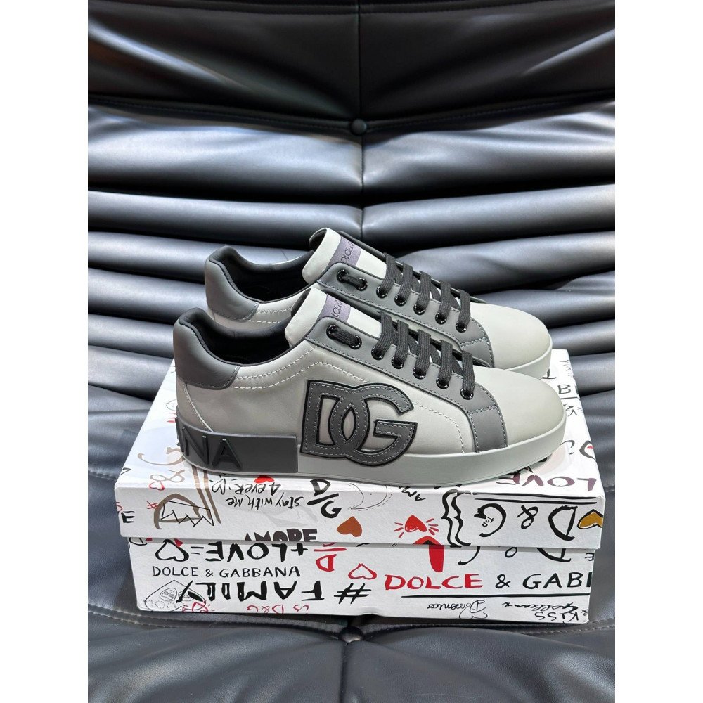 DG White sneakers