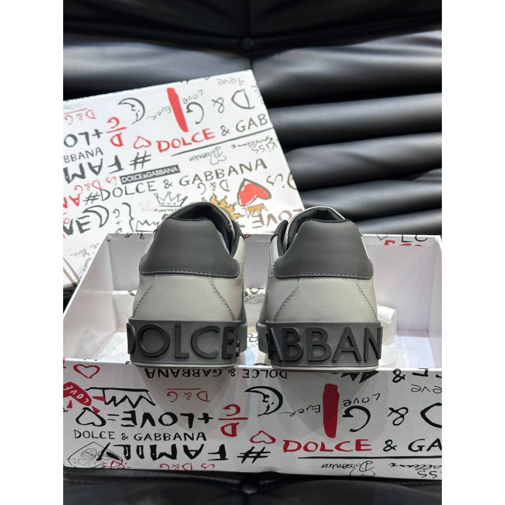 DG White sneakers