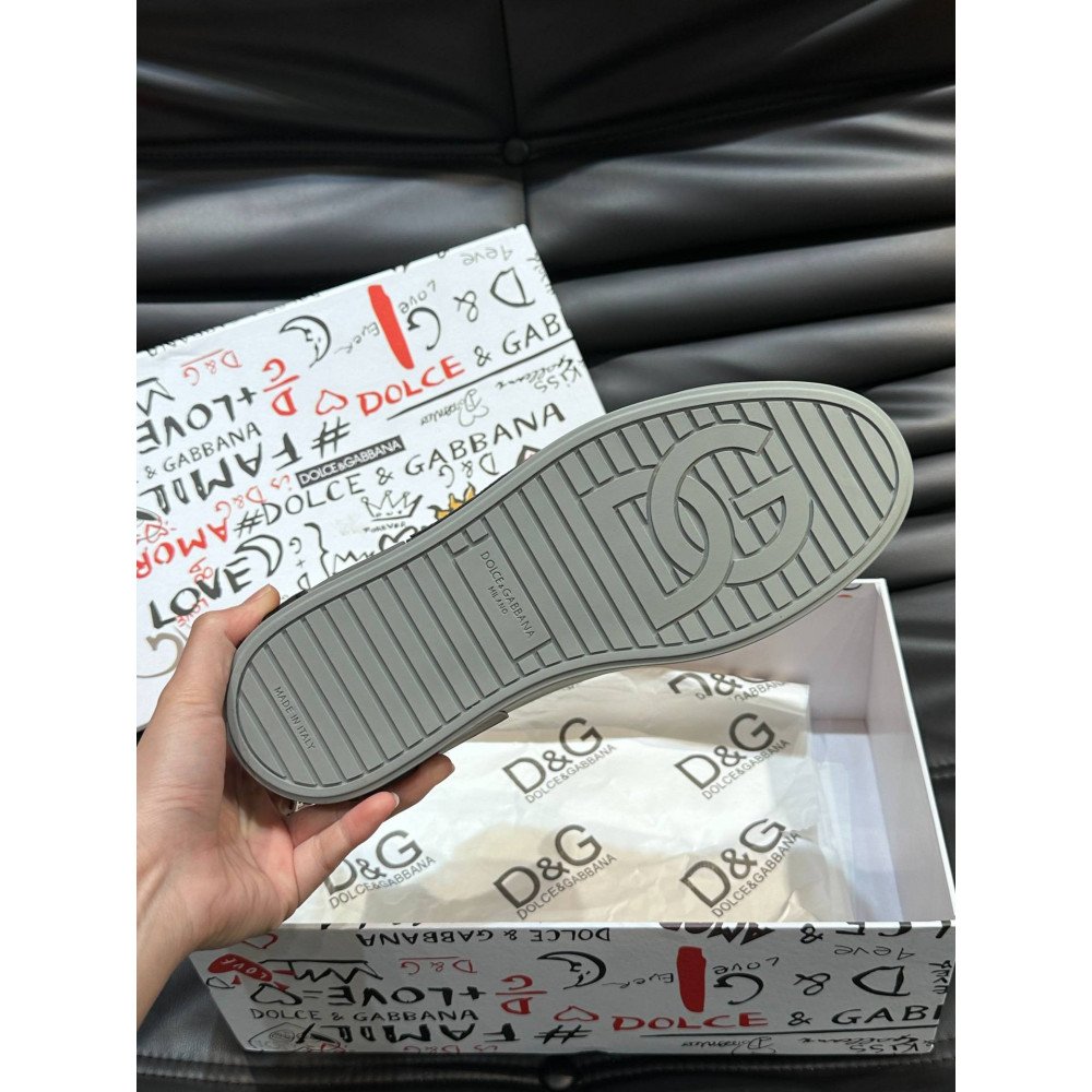 DG White sneakers