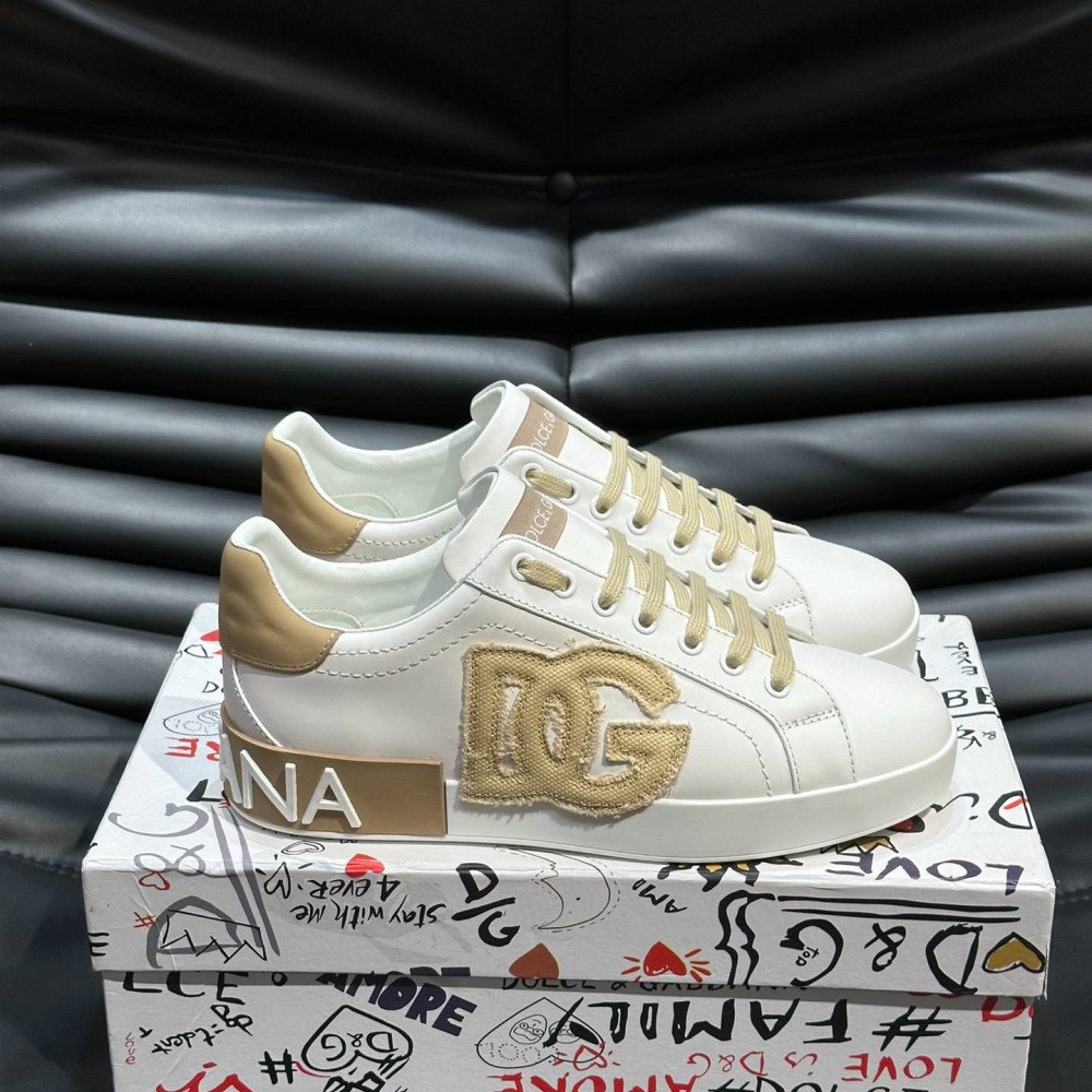 DG White sneakers