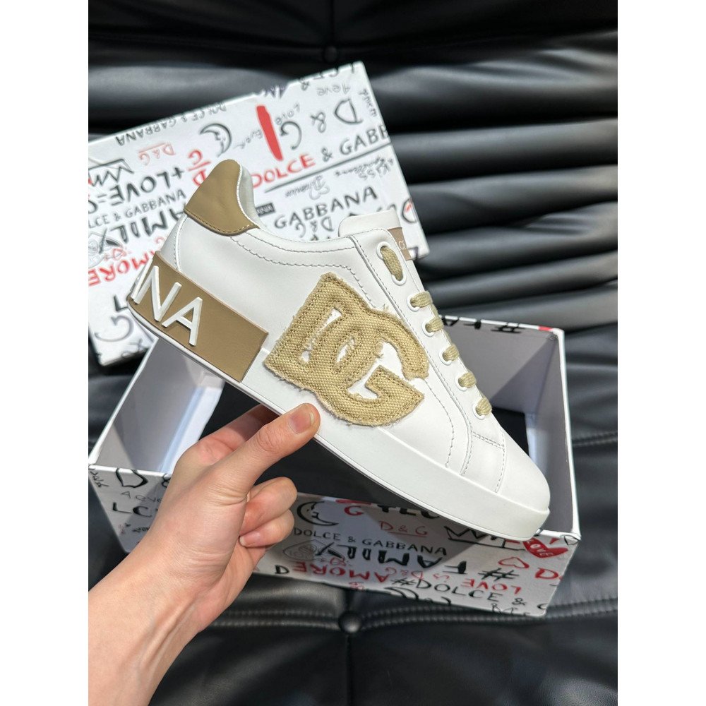 DG White sneakers