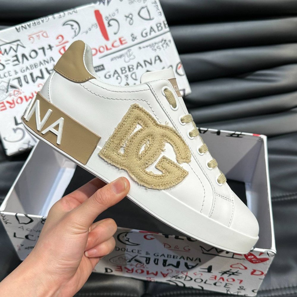 DG White sneakers