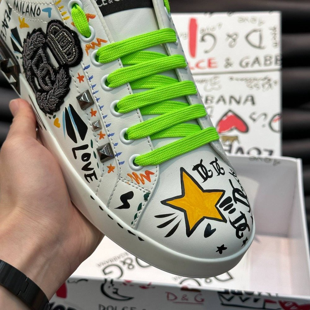 DG White sneakers