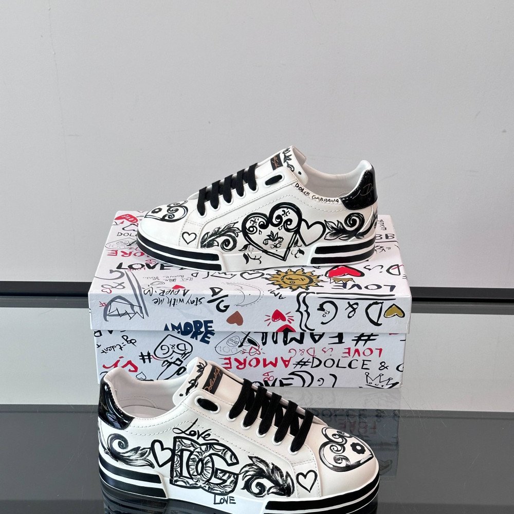 DG White sneakers