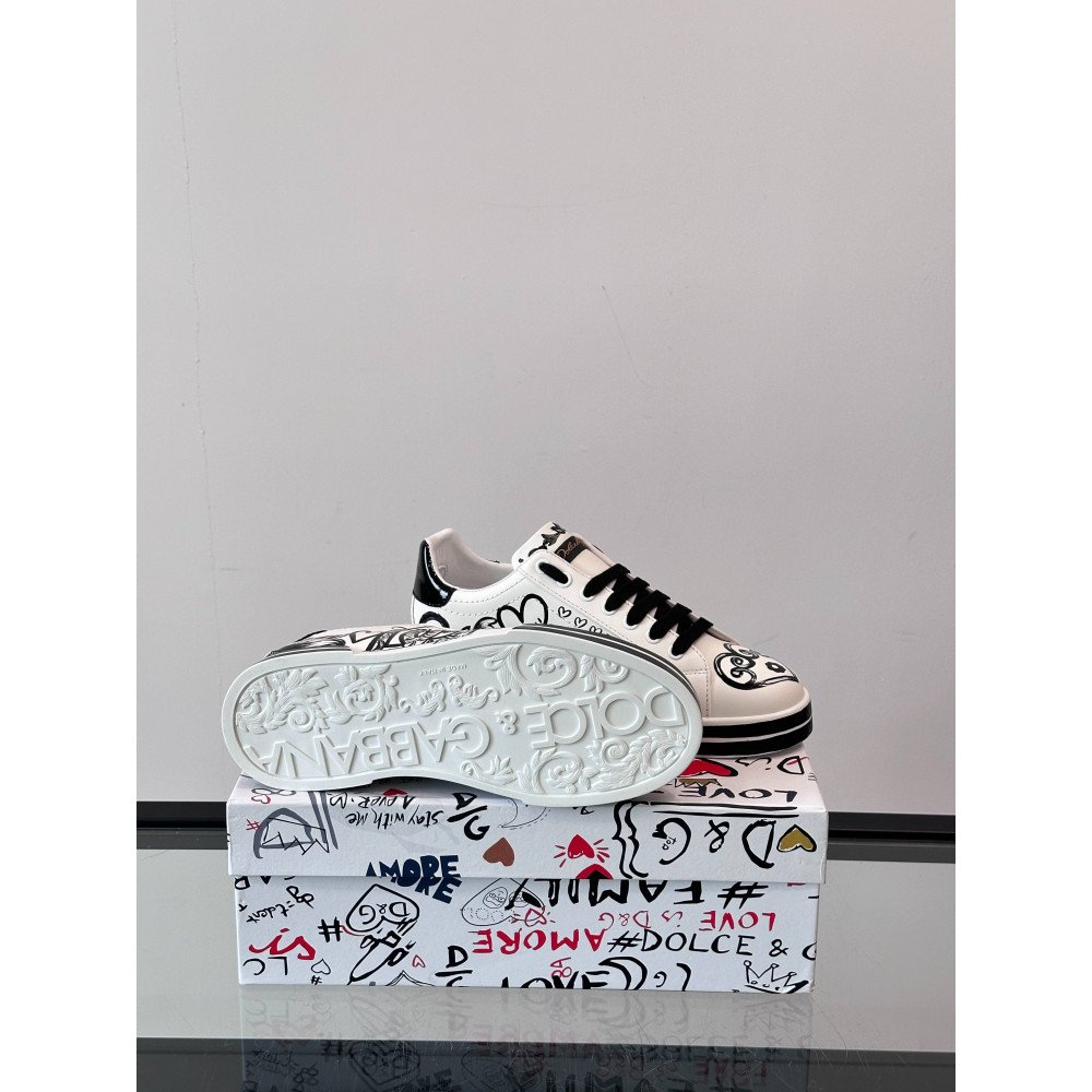DG White sneakers