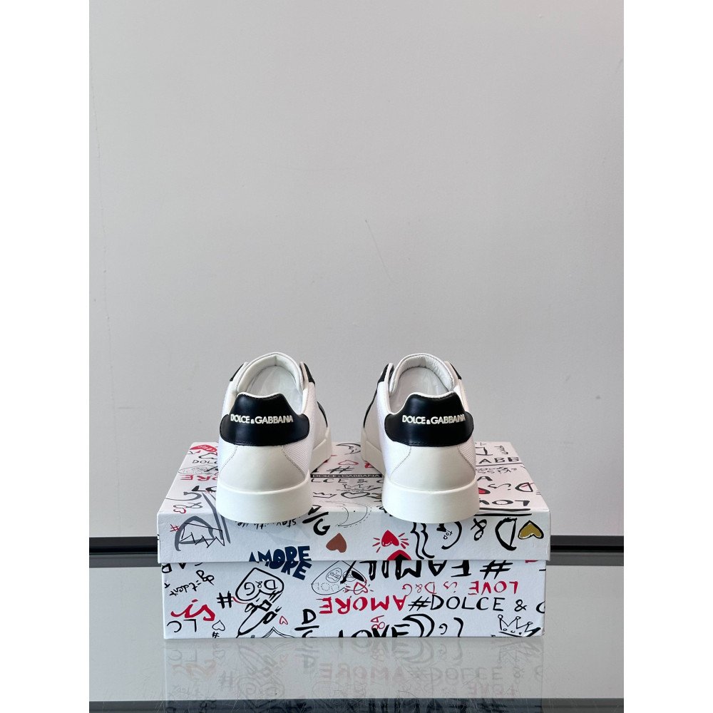DG White sneakers