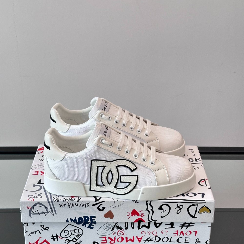 DG White sneakers