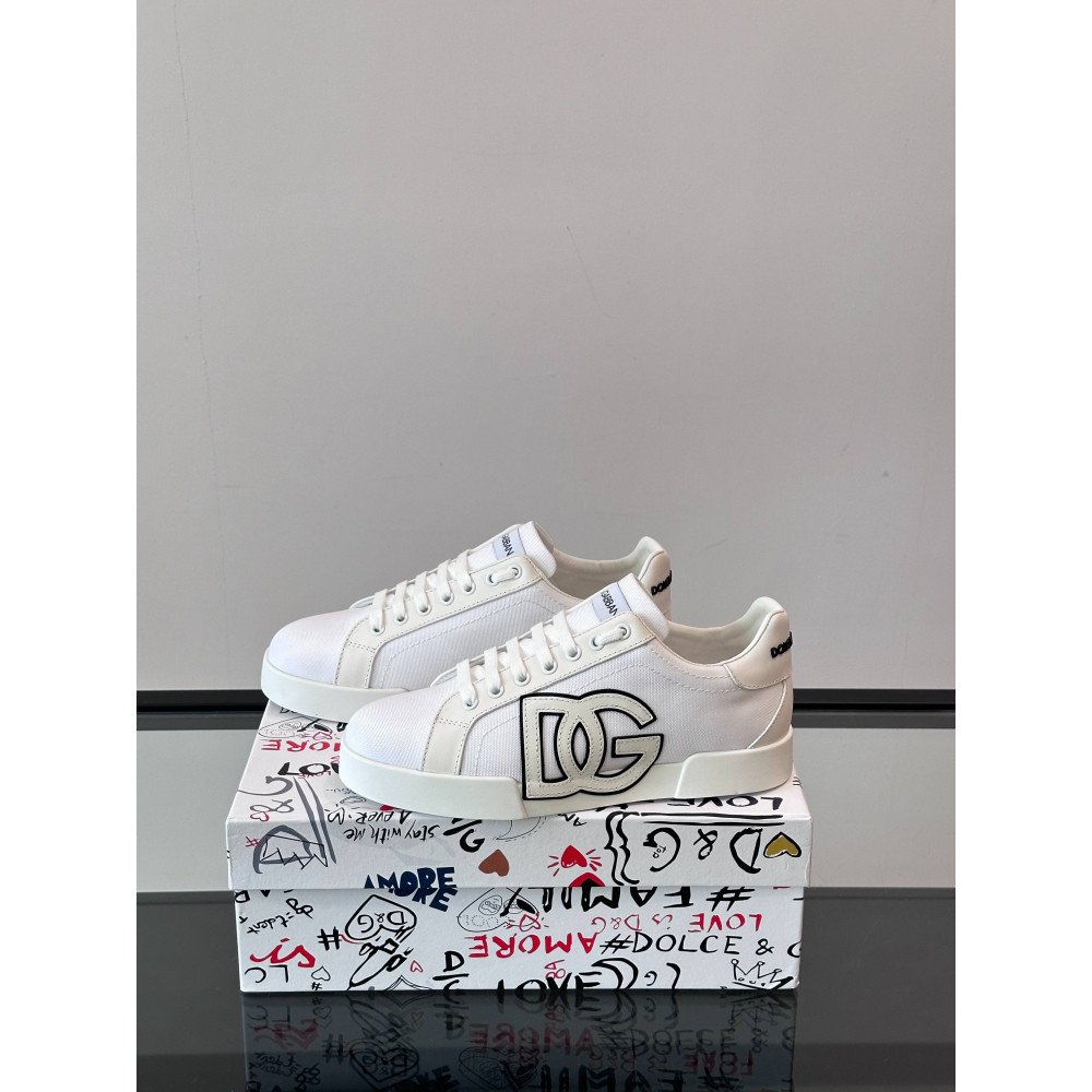 DG White sneakers