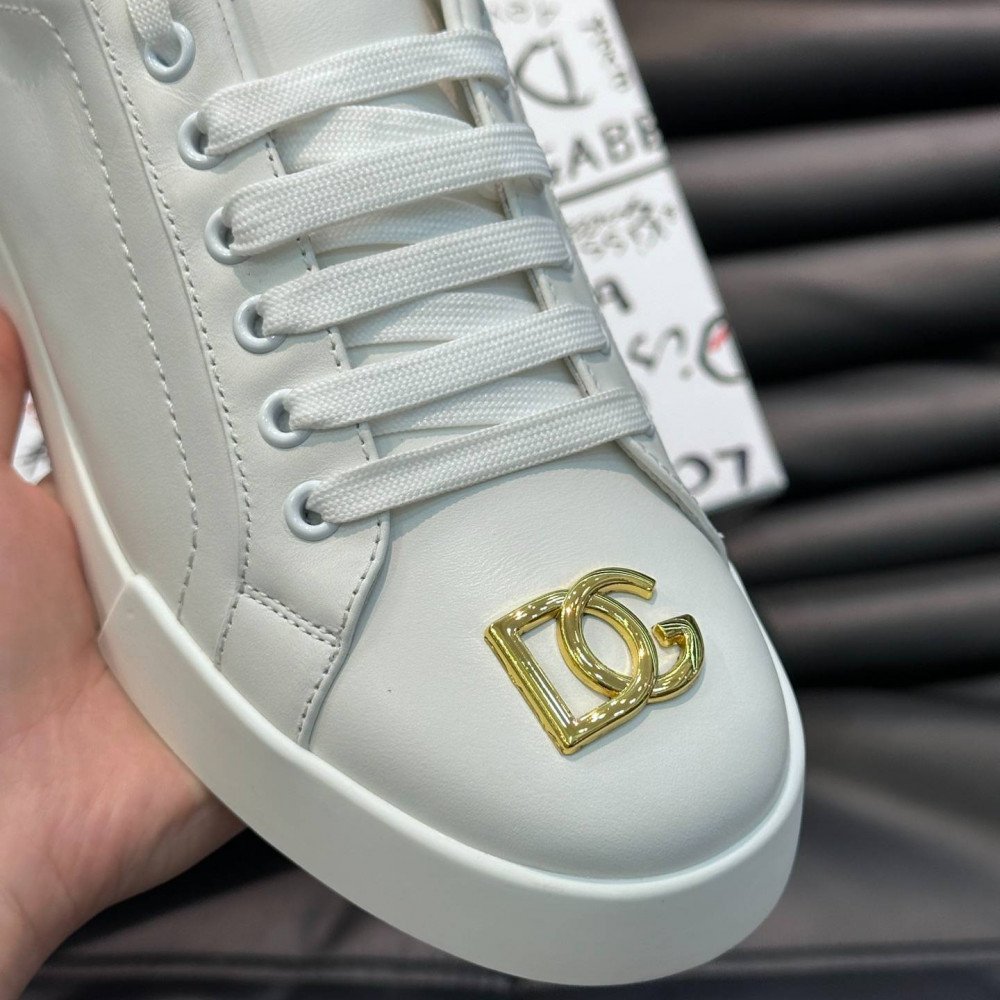 DG White sneakers