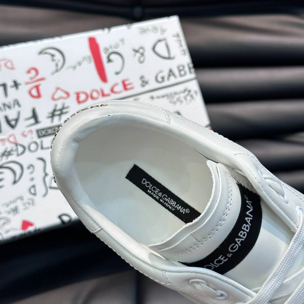 DG White sneakers