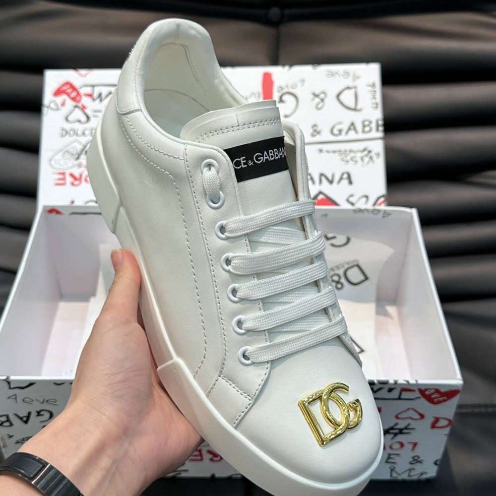 DG White sneakers