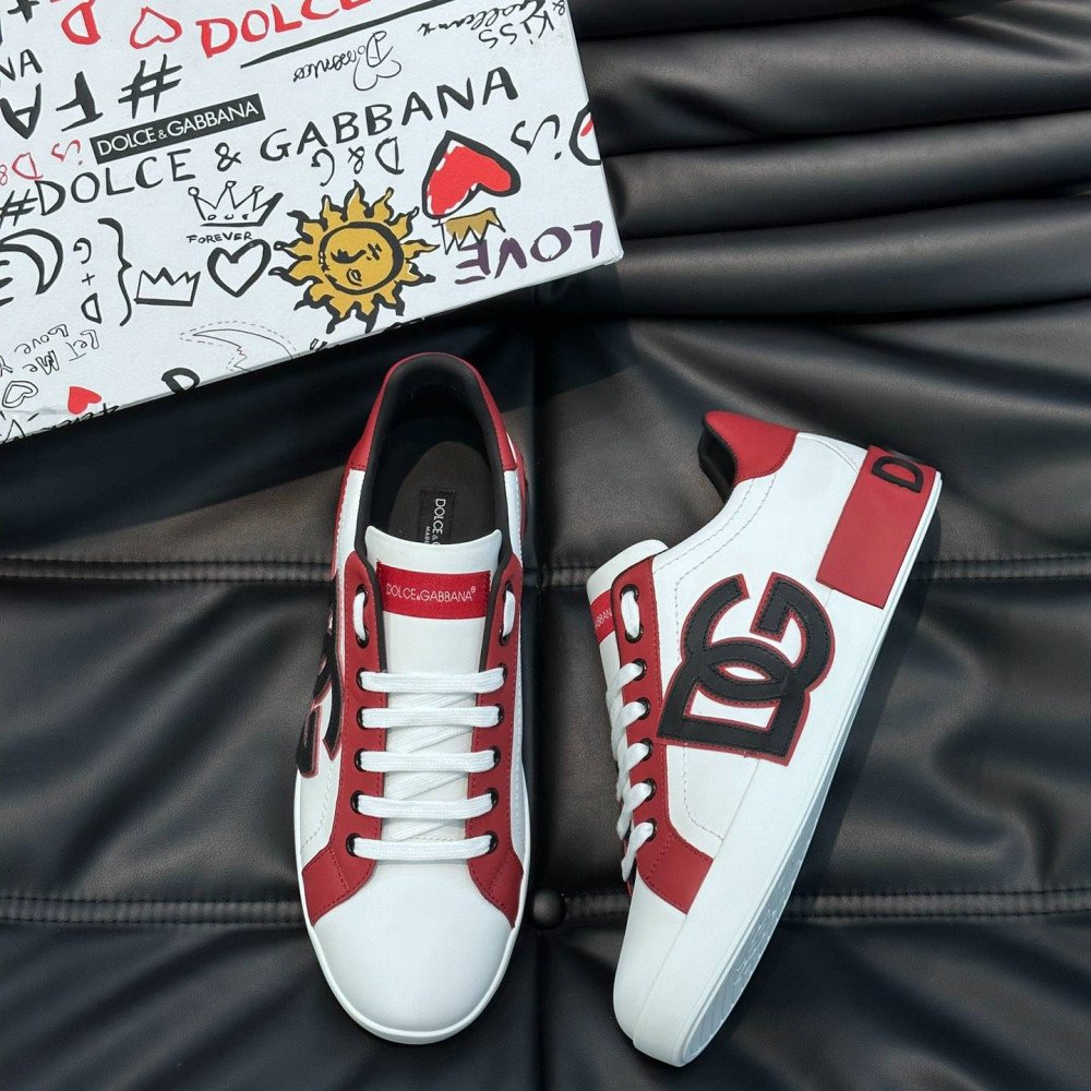 DG White sneakers