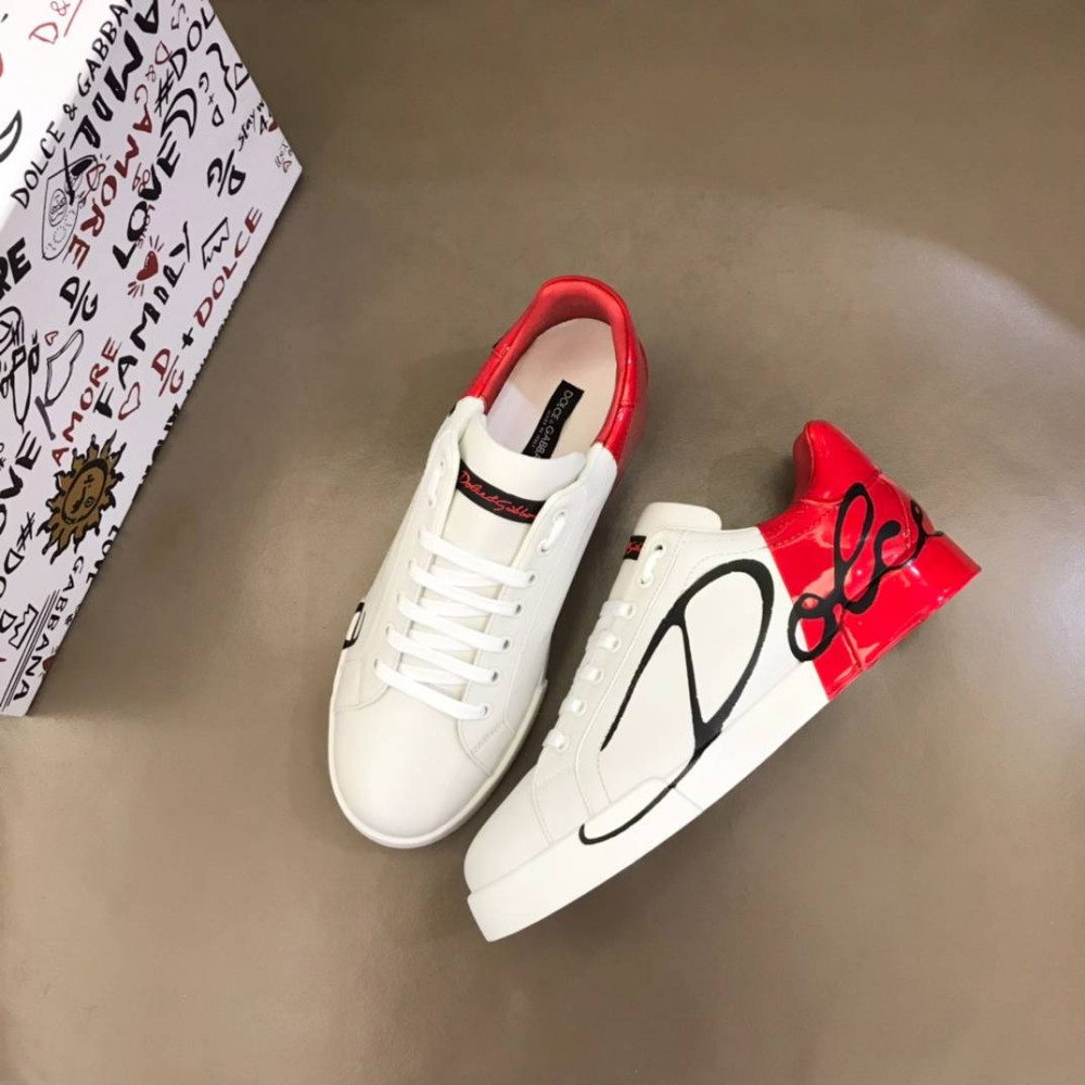 DG White sneakers
