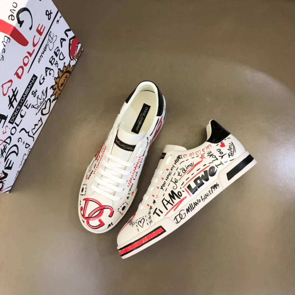 DG White sneakers