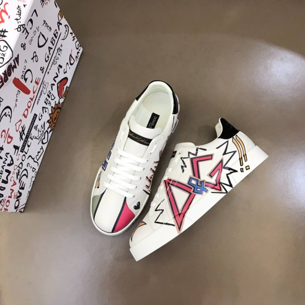 DG White sneakers