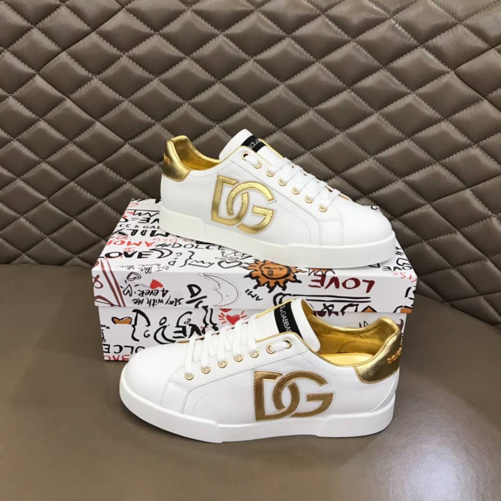 DG White sneakers