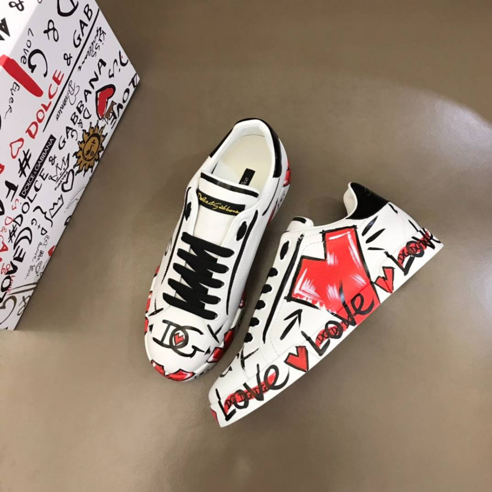 DG White sneakers