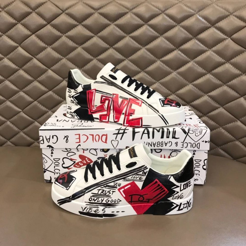 DG White sneakers