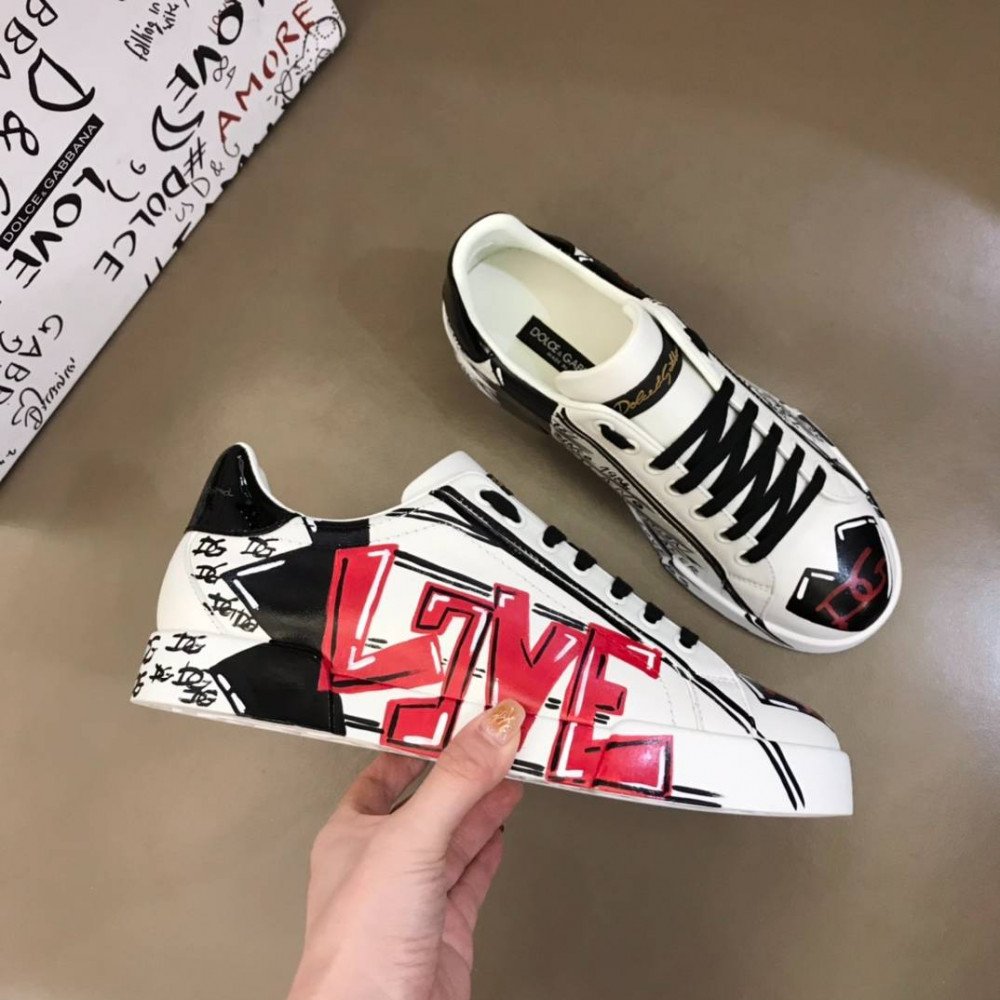 DG White sneakers
