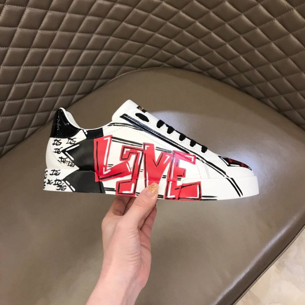 DG White sneakers