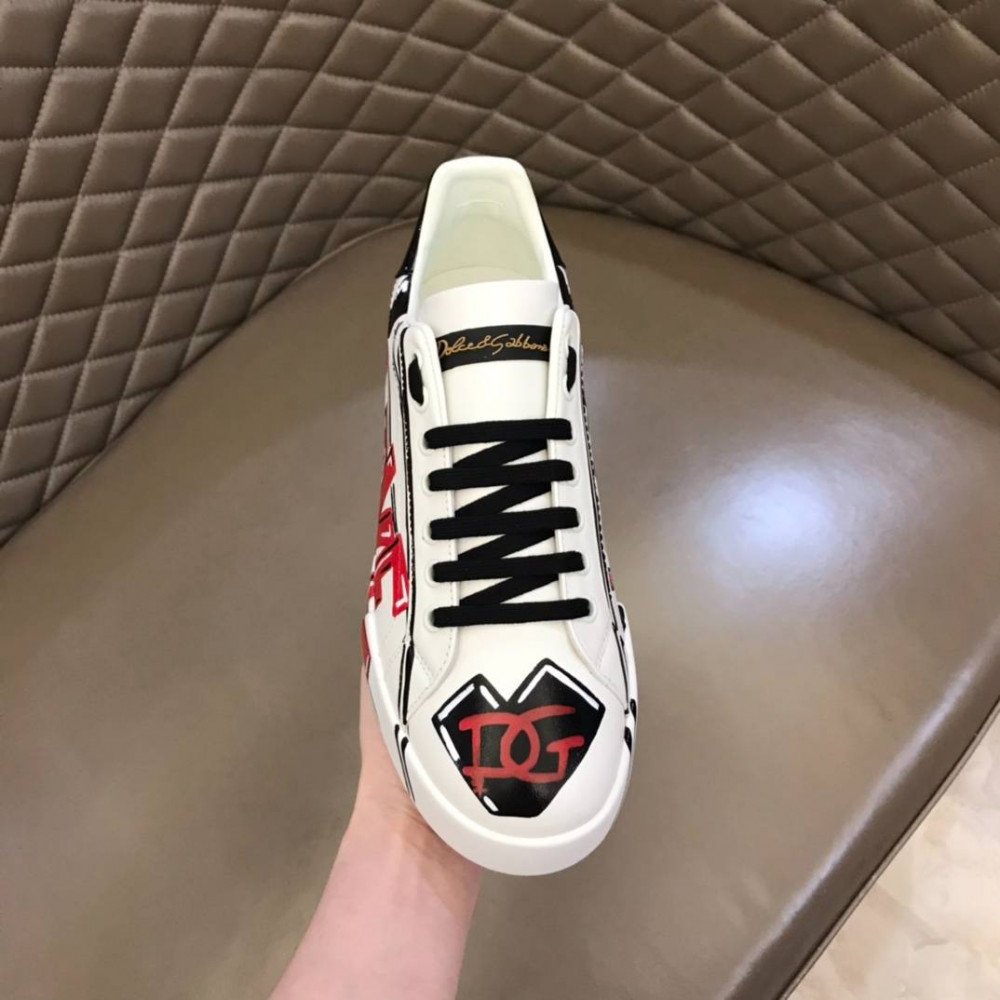 DG White sneakers
