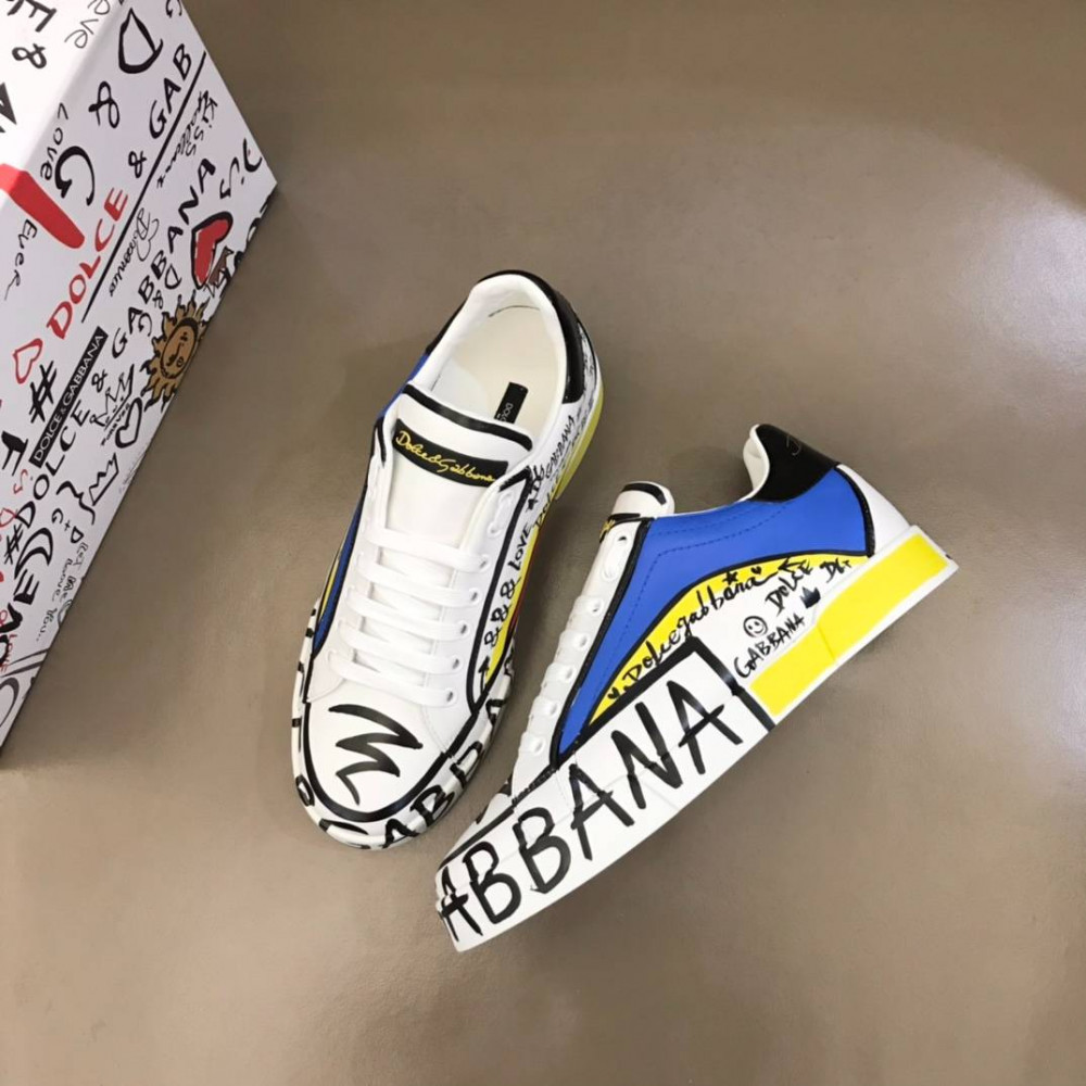 DG White sneakers