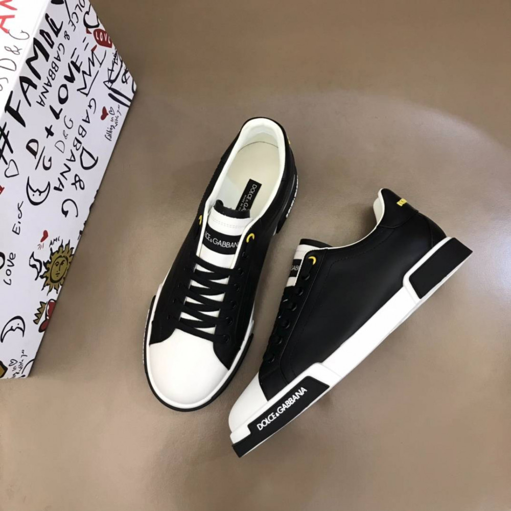 DG White sneakers