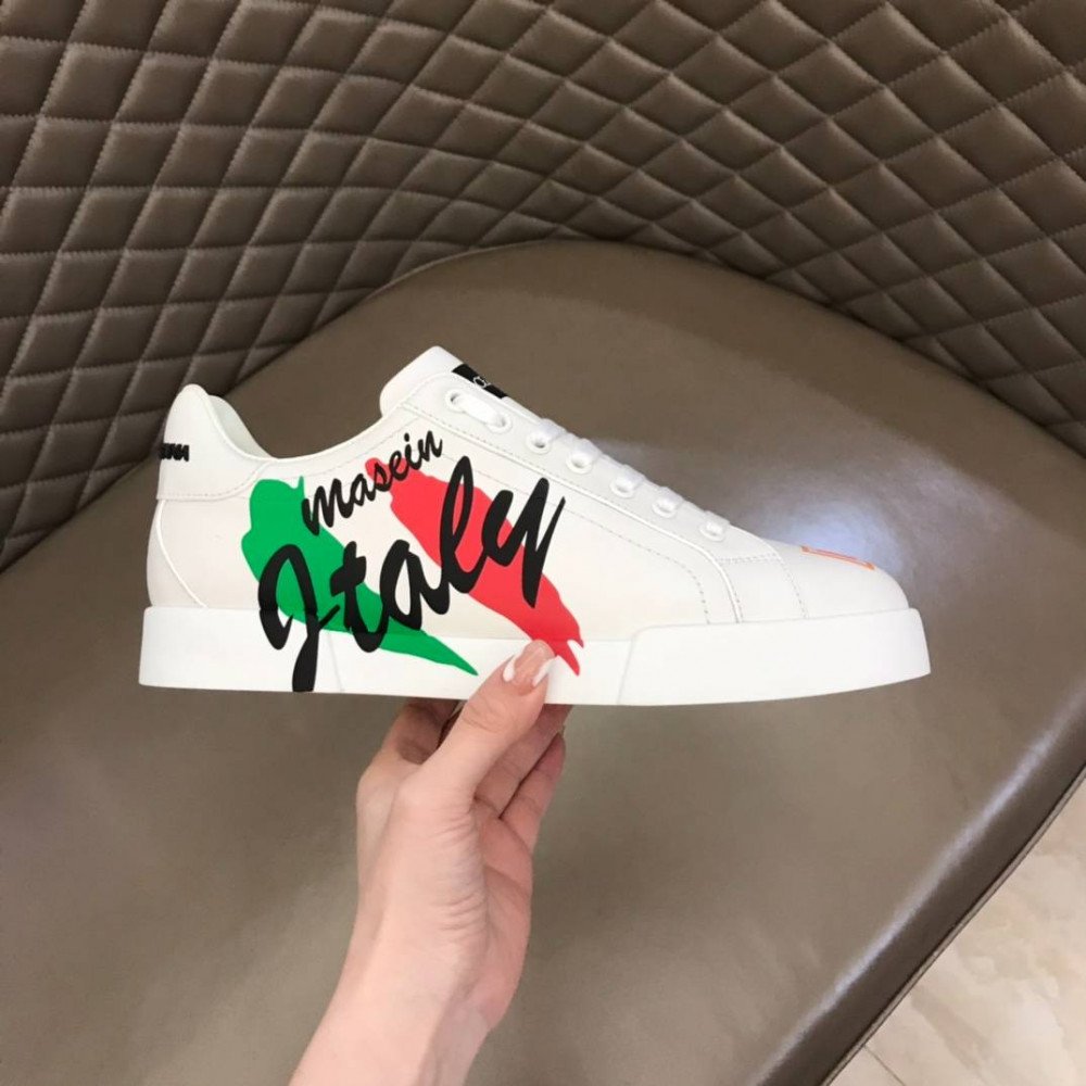 DG White sneakers