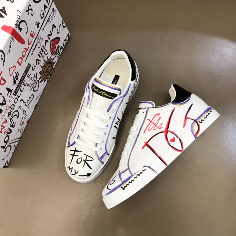 DG White sneakers