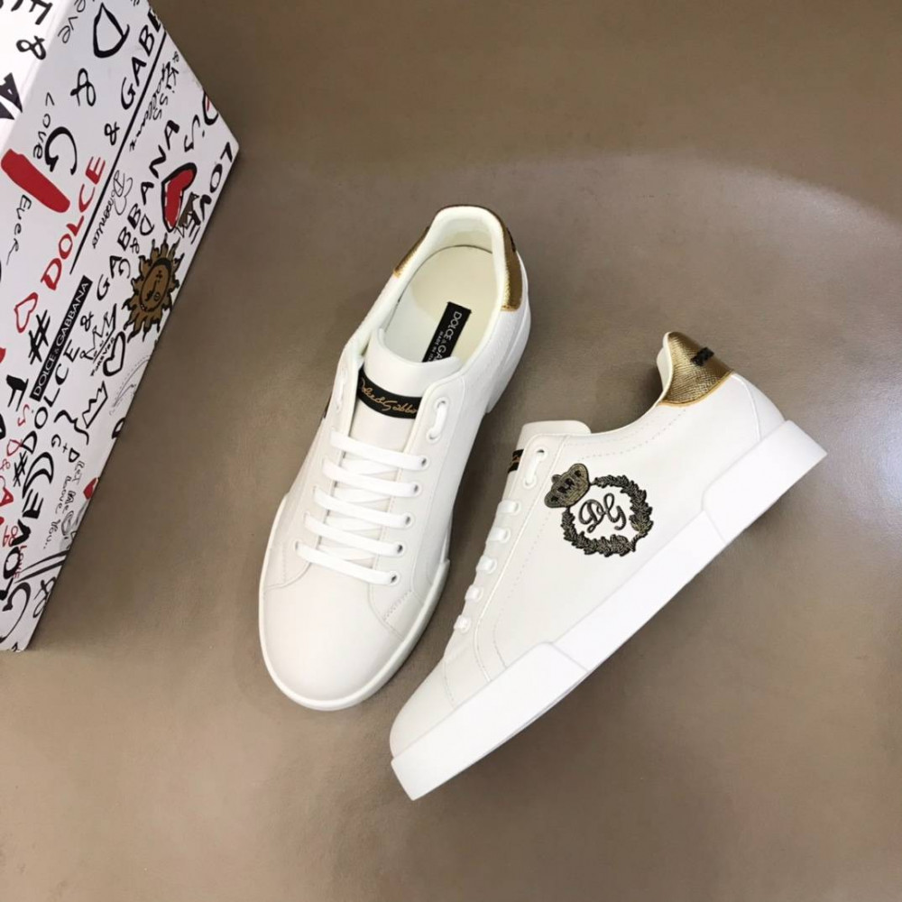DG White sneakers