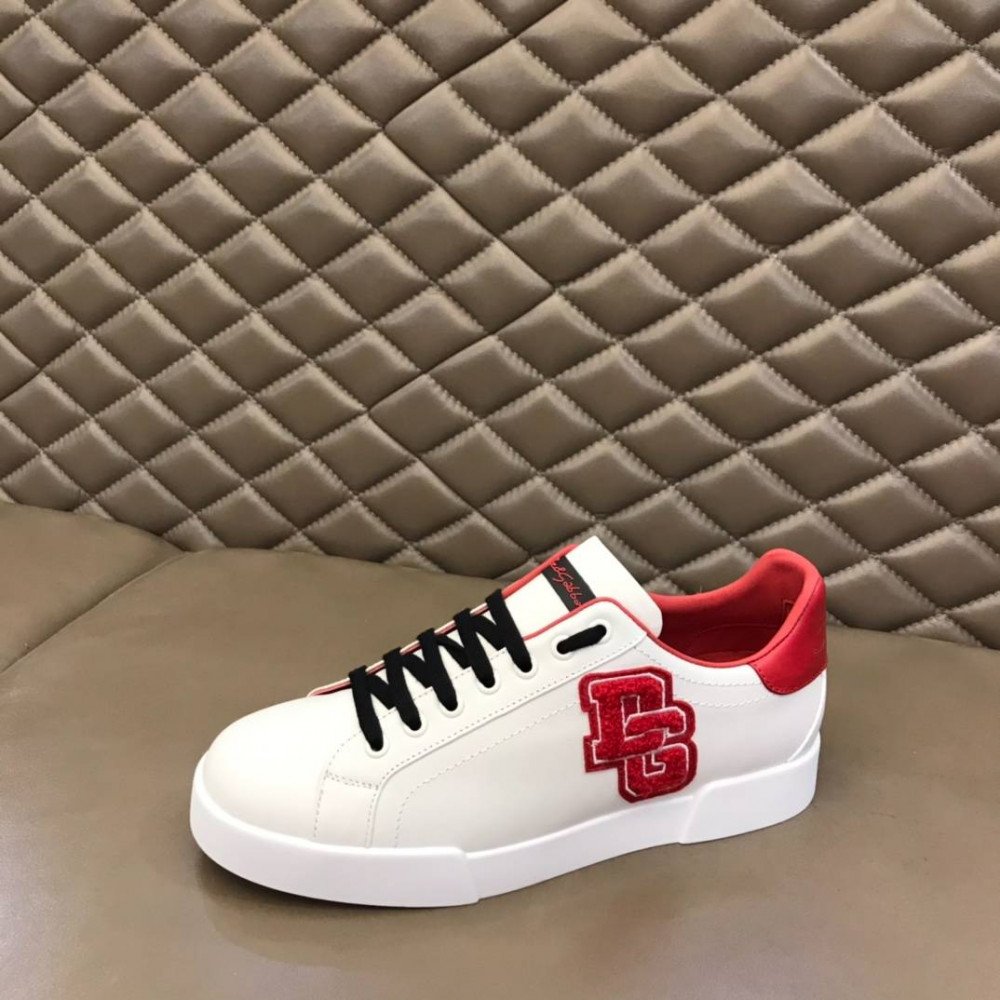 DG White sneakers