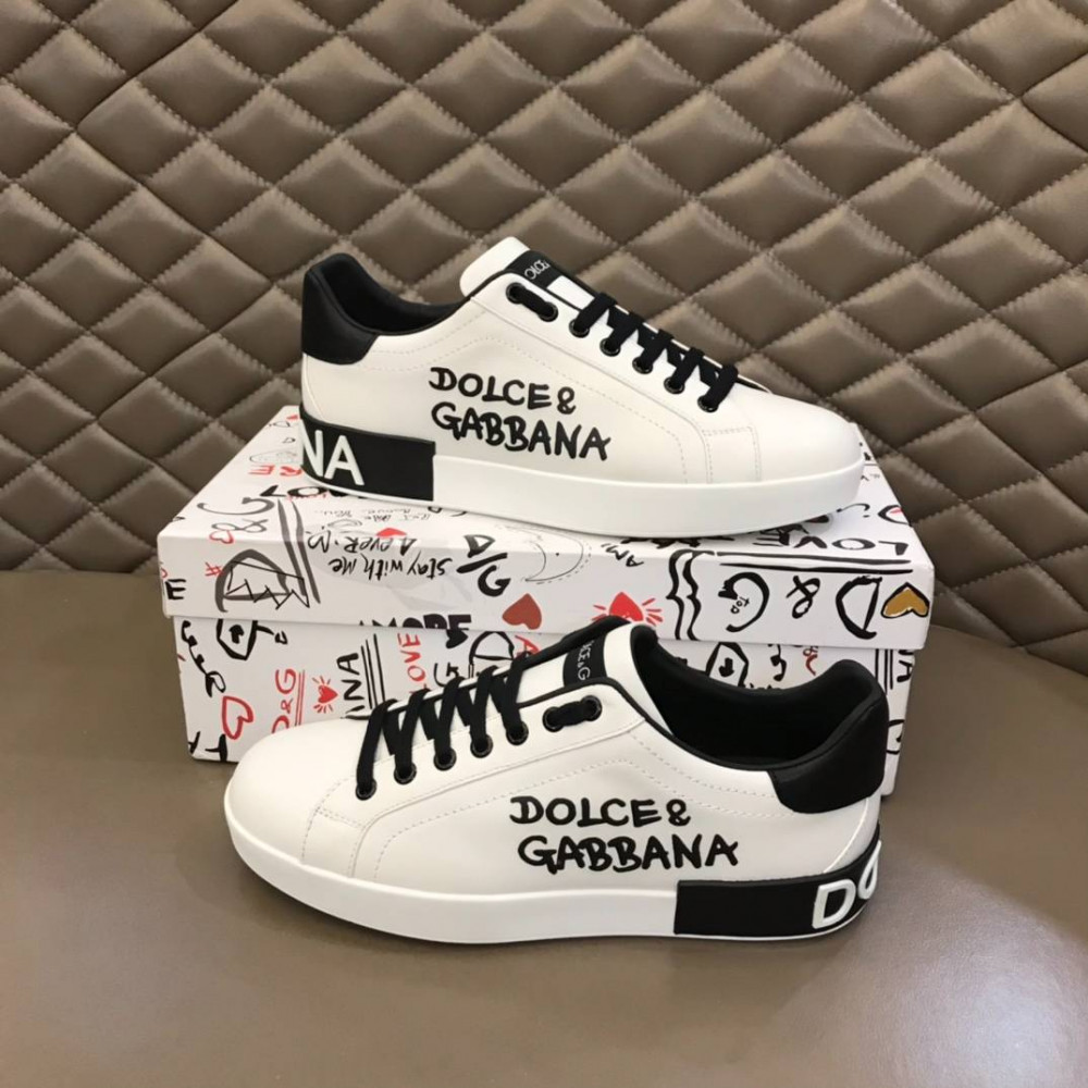 DG White sneakers