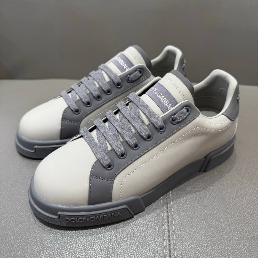 DG White sneakers