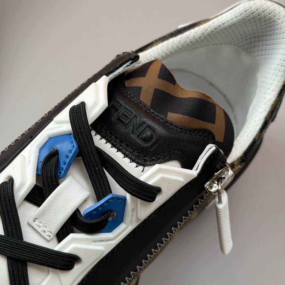 Flow sports shoes Flow sports shoes