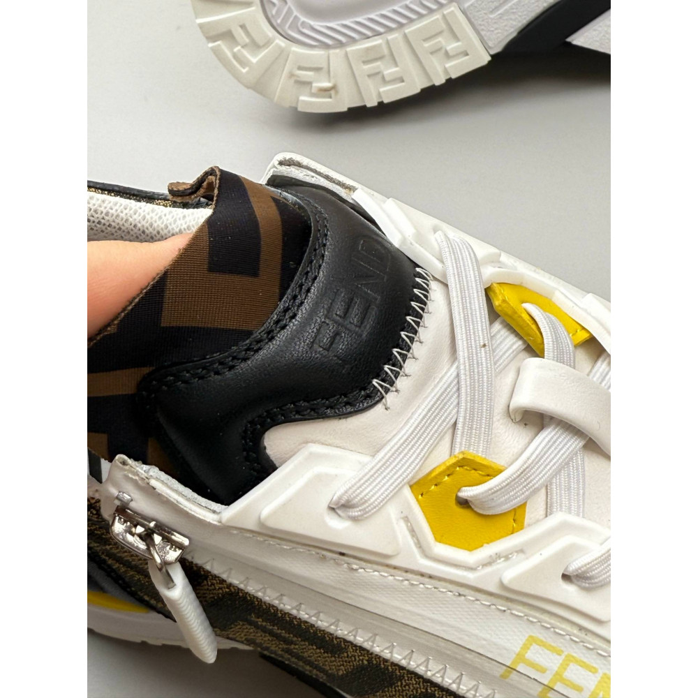 Flow sports shoes Flow sports shoes