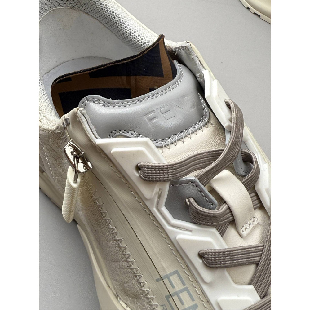Flow sports shoes Flow sports shoes