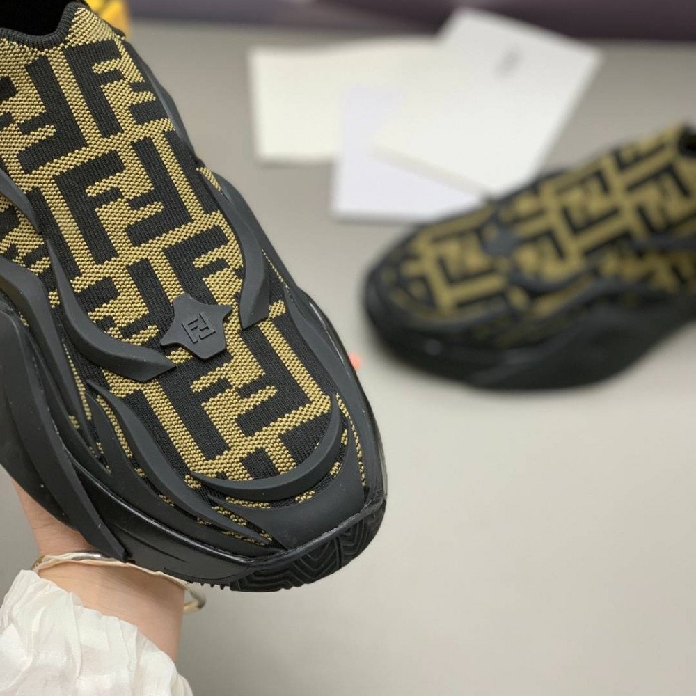 Flow sports shoes Flow sports shoes