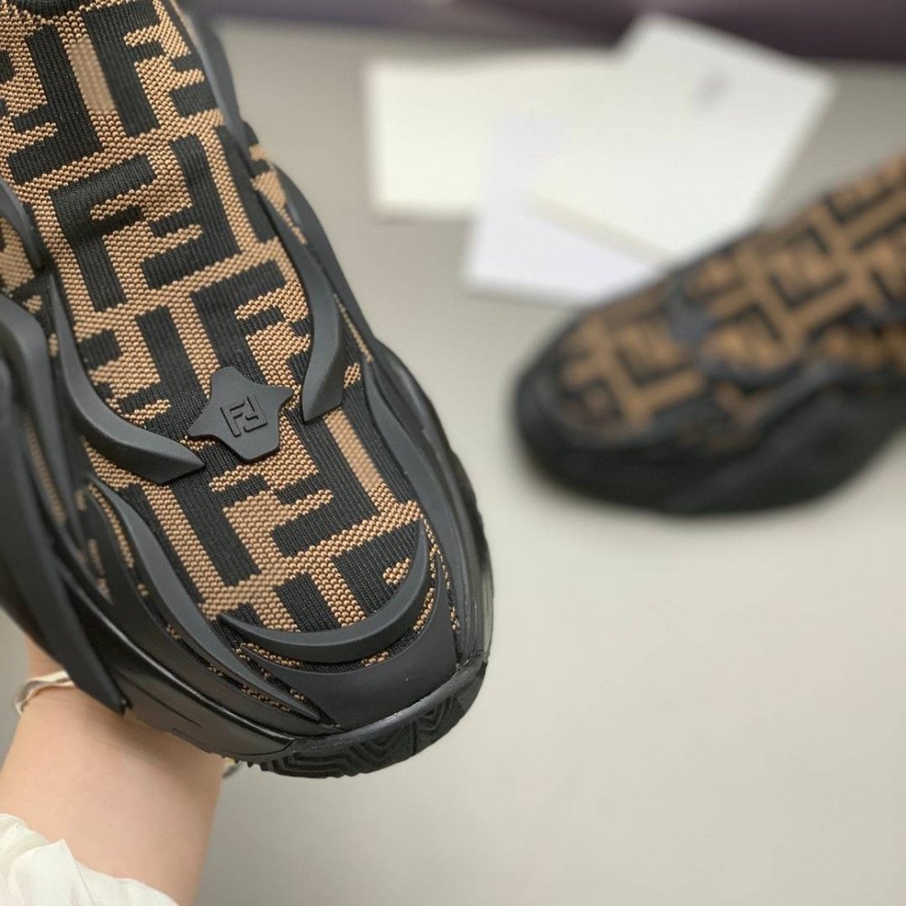 Flow sports shoes Flow sports shoes