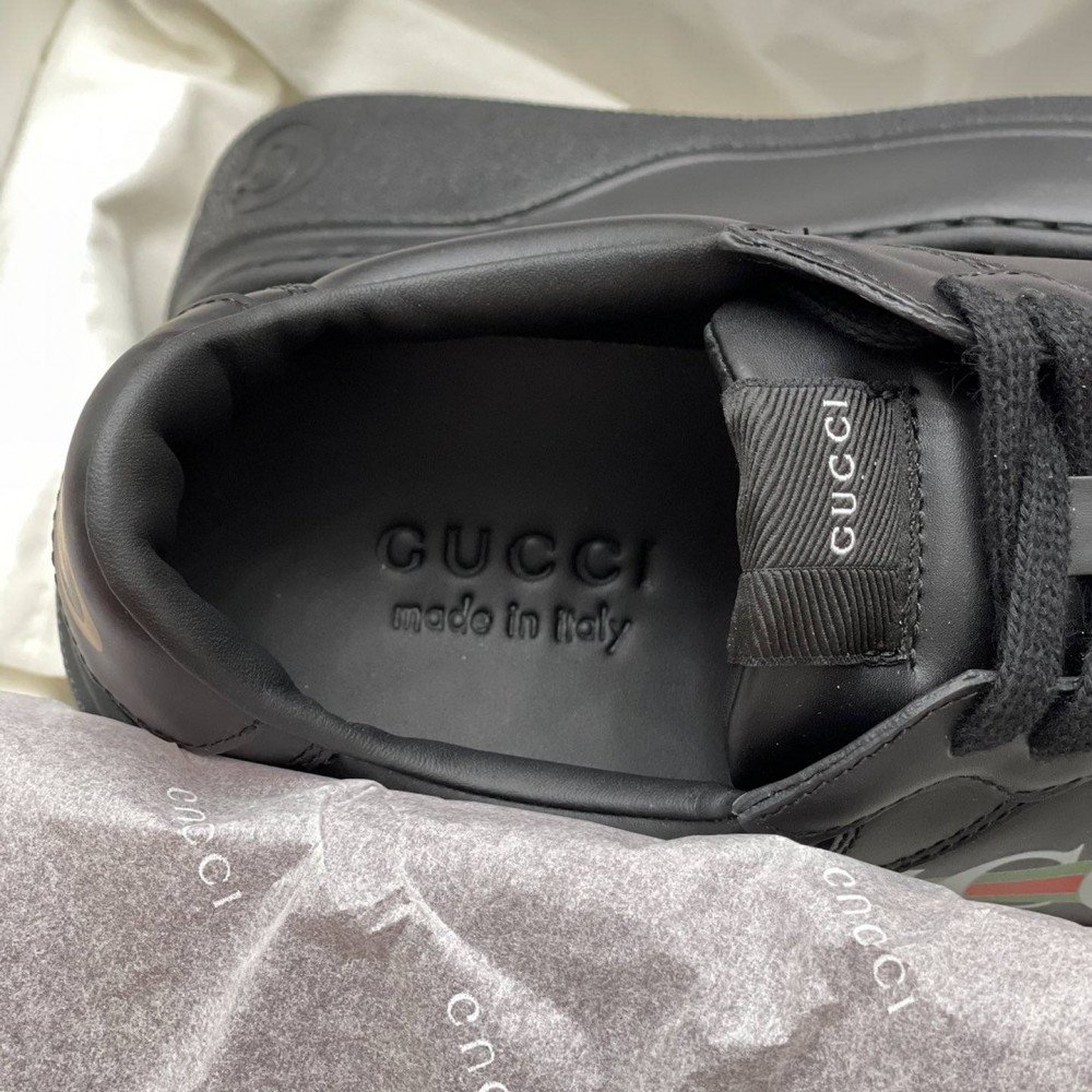  chunky sneaker 