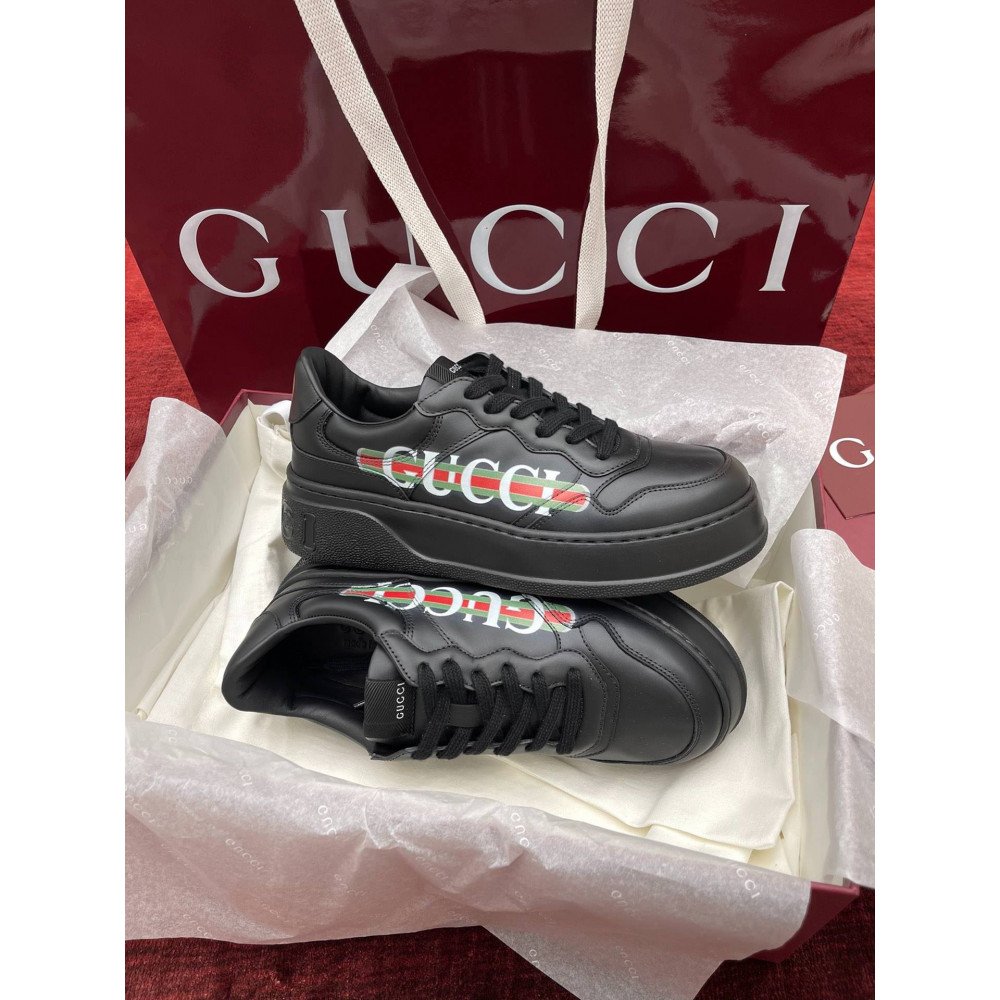  chunky sneaker 