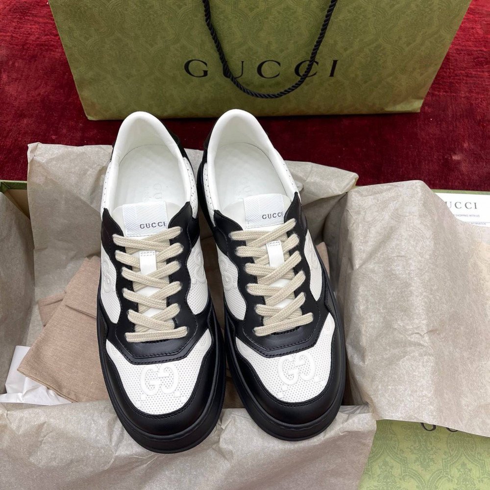  chunky sneaker 