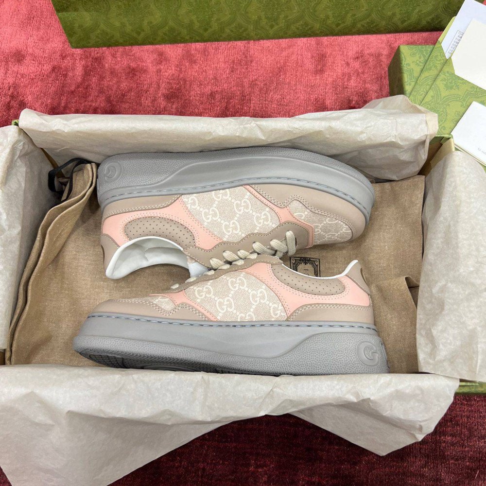  chunky sneaker 