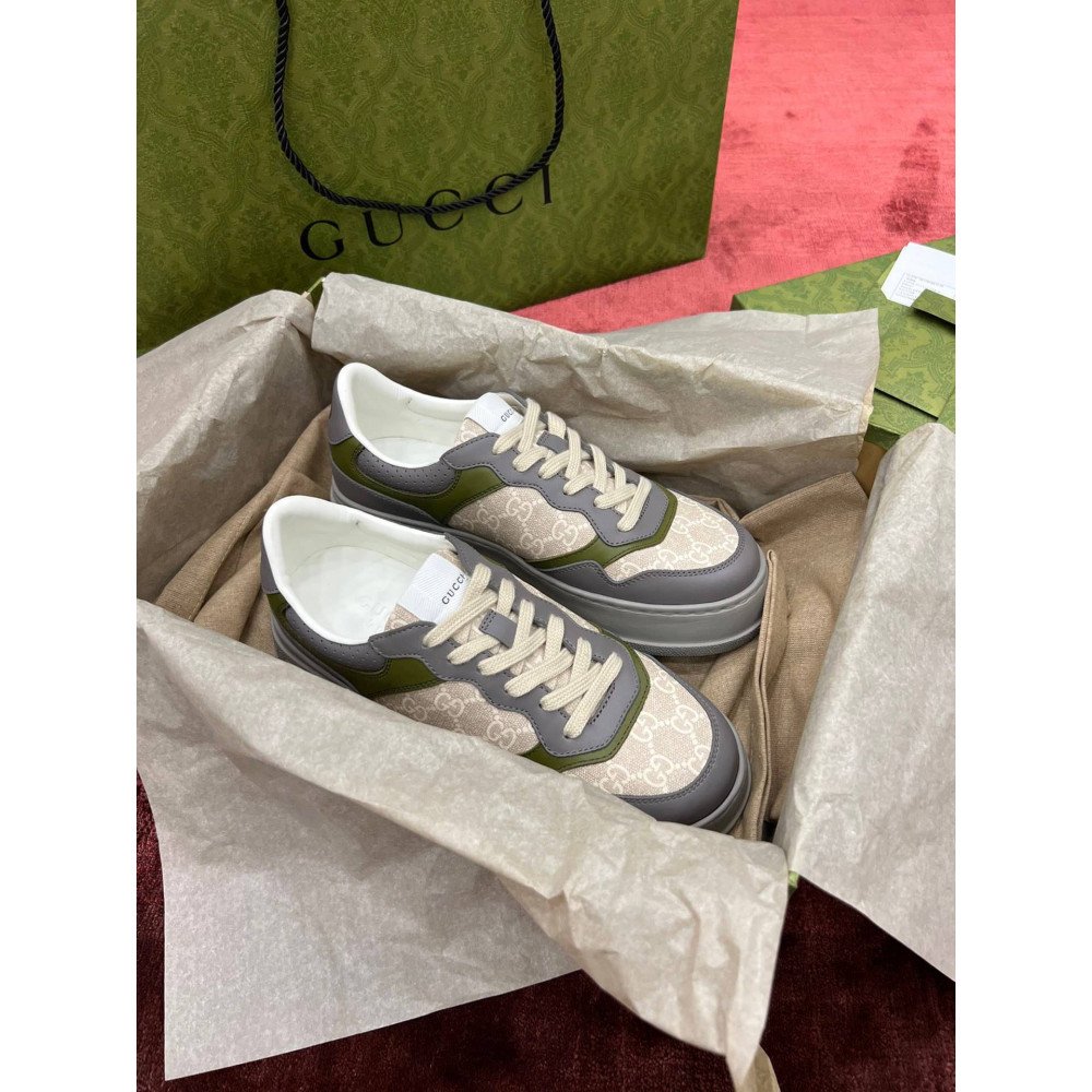  chunky sneaker 