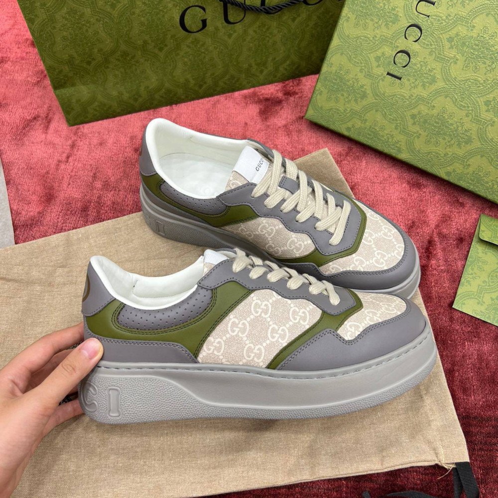  chunky sneaker 