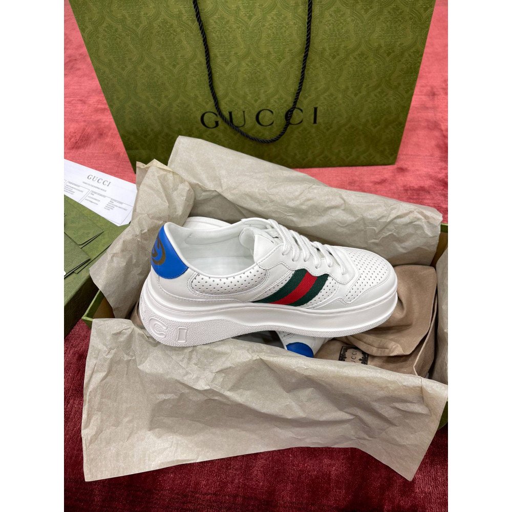  chunky sneaker 